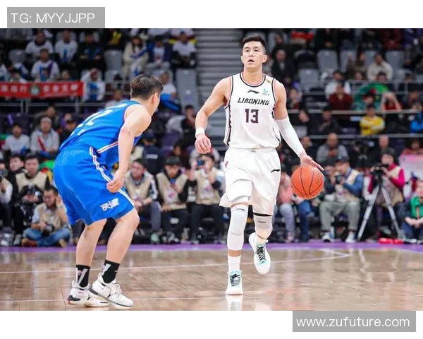 南京篮球队强势领跑锦标赛积分榜总分达52分展现实力